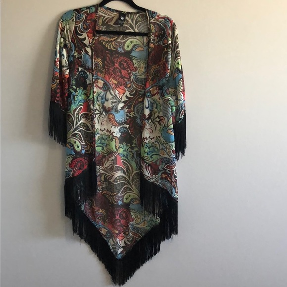 Light Kimono with Fun Paisley Print - Picture 2 of 4